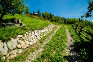 Casa Rustik Bucovina Drum Casuta Rustica Deal