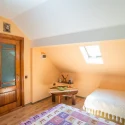 Casa Rustik Bucovina Dormitor 2 Etaj Paturi Dreapta